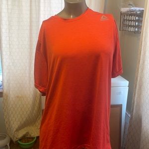 Reebok med men’s shirt red